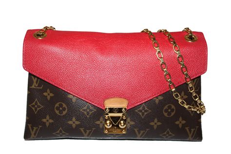 louis vuitton purse on chain|Louis Vuitton chain shoulder bag.